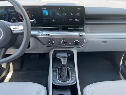 New 2026 Hyundai Kona SE image 11