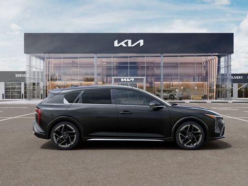 New 2026 Kia K4 GT-Line w/ GT-Line Premium Package FWD image 7