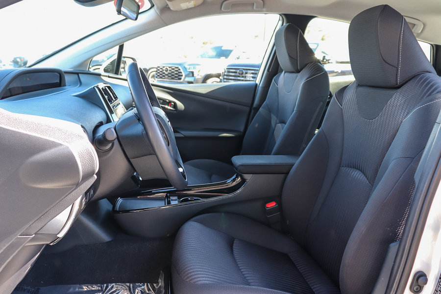 Certified 2022 Toyota Prius Prime LE FWD image 18
