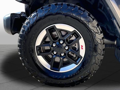 Used 2021 Jeep Wrangler Unlimited Rubicon AWD/4WD image 15