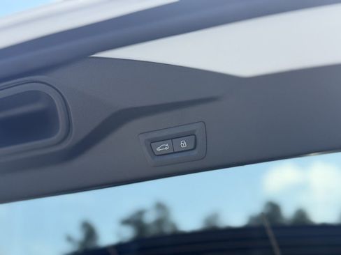 New 2026 BMW X5 M60i image 20