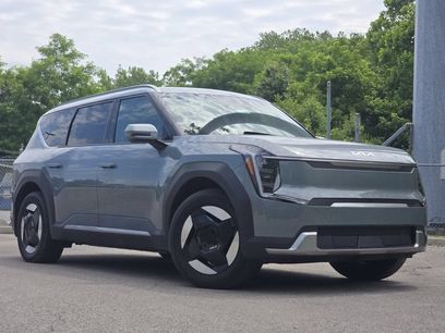 Used 2024 Kia EV9 Wind