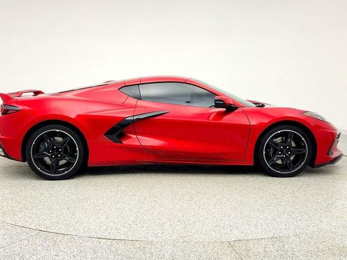 Used 2024 Chevrolet Corvette Stingray Preferred Cpe w/ Z51 Performance Package image 4