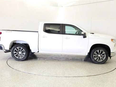 Used 2024 Chevrolet Silverado 1500 LT image 8