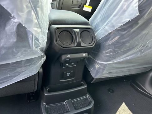 New 2025 Jeep Wrangler Unlimited Rubicon 392 image 15
