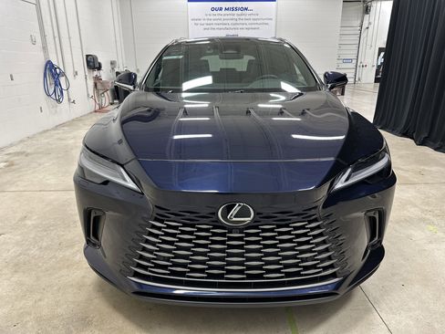 Certified 2025 Lexus RX 350 AWD w/ Convenience Package image 3