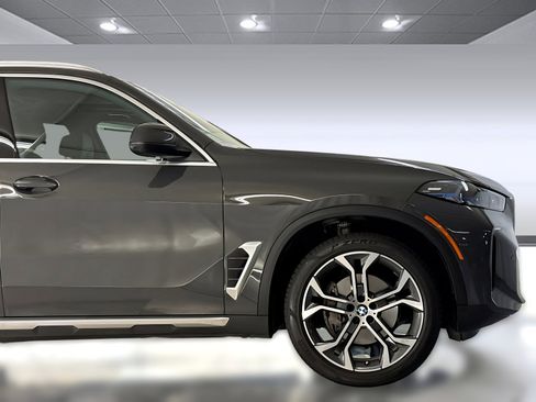 Used 2026 BMW X5 sDrive40i w/ Climate Comfort Package RWD image 36