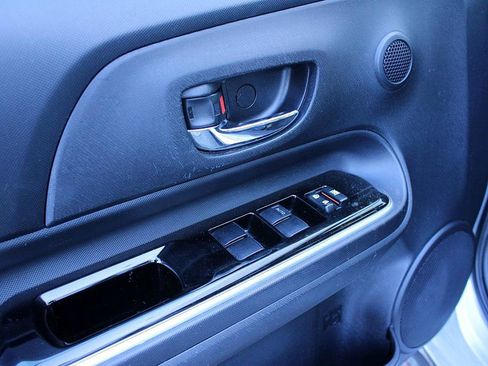 Used 2017 Toyota Prius C Two image 9