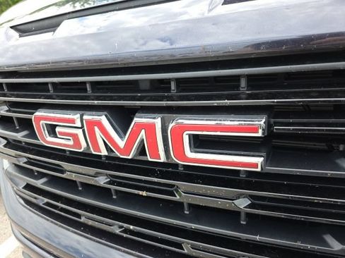 Used 2025 GMC Sierra 1500 Elevation AWD/4WD image 10