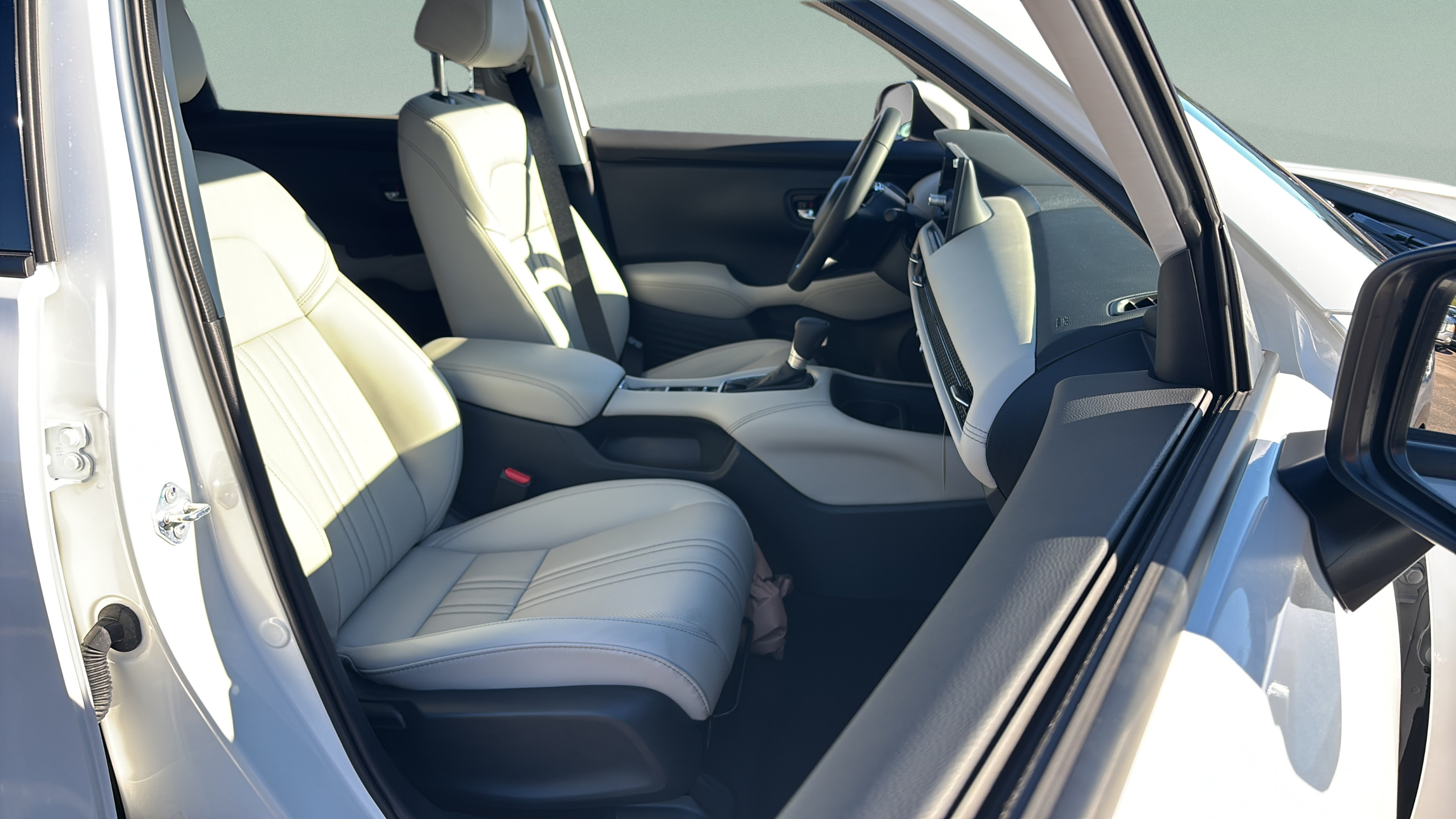 New 2027 Honda HR-V EX-L image 15