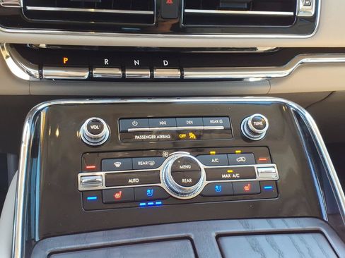 Used 2024 Lincoln Navigator L Reserve AWD/4WD image 26
