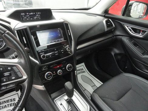 Used 2023 Subaru Forester Premium AWD/4WD image 11