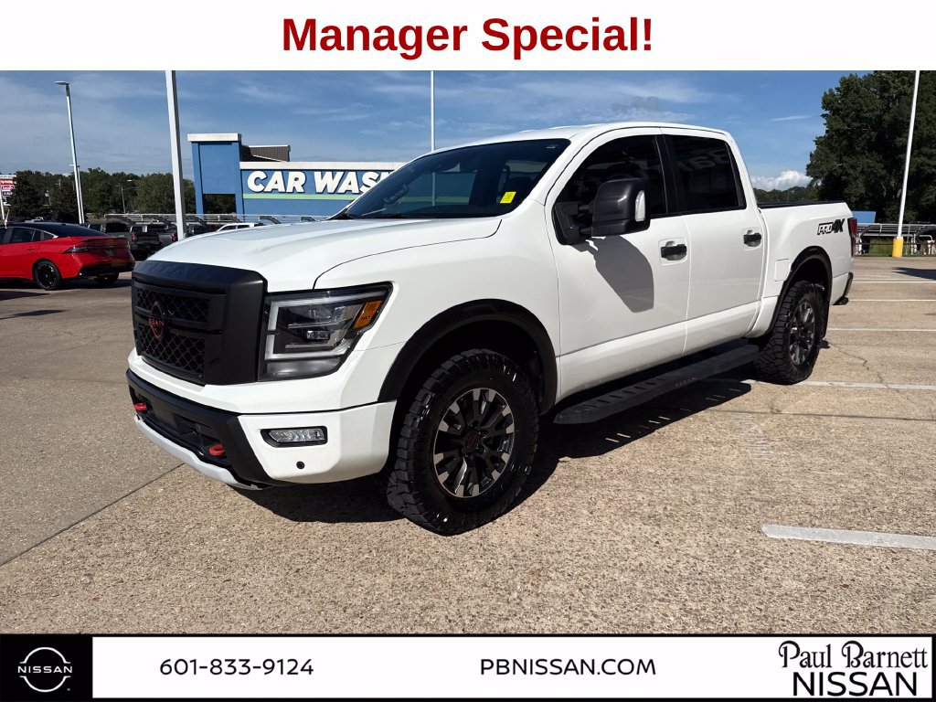 Used 2023 Nissan Titan PRO-4X w/ Pro-4x Convenience Package AWD/4WD image 15