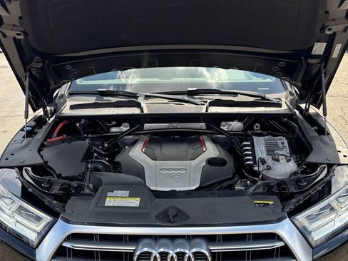 Used 2018 Audi SQ5 Premium Plus w/ Navigation Package AWD/4WD image 28