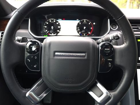 Used 2020 Land Rover Range Rover image 30