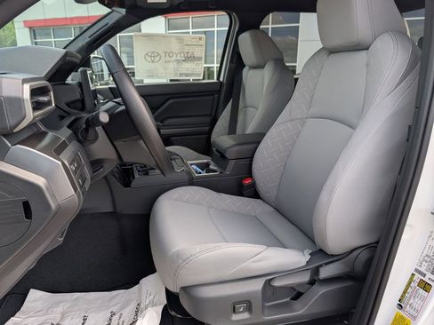 New 2026 Toyota Tacoma SR5 RWD image 12