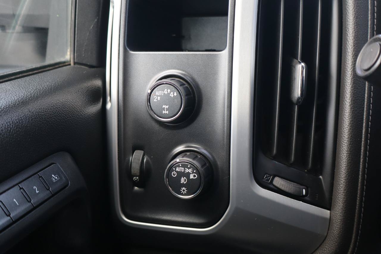 Used 2017 GMC Sierra 1500 SLT w/ SLT Premium Package AWD/4WD image 26
