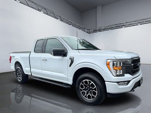 Used 2021 Ford F150 XLT w/ Equipment Group 302A High AWD/4WD image 9