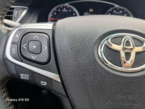 Used 2017 Toyota Camry SE FWD image 29