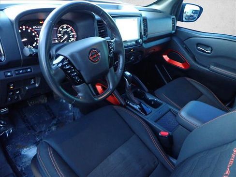 Used 2023 Nissan Frontier PRO-4X w/ Pro Convenience Package image 9