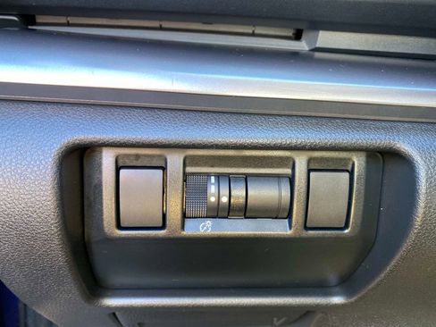 Used 2025 Subaru Impreza 2.0i image 30