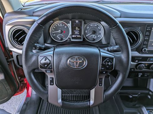 Used 2023 Toyota Tacoma image 9