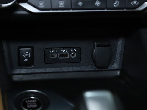 Certified 2024 Nissan Sentra SV w/ SV Premium Package image 28