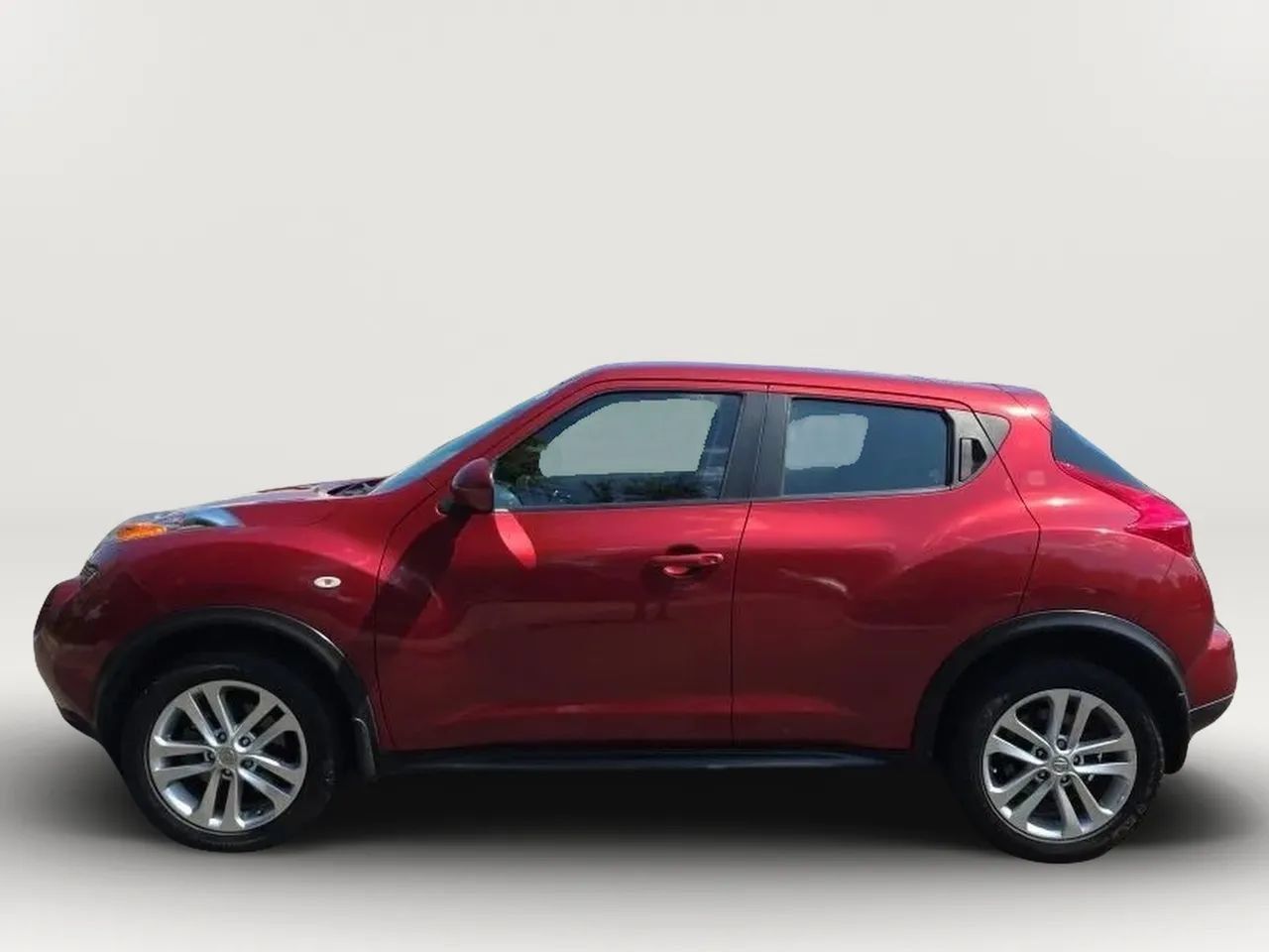 Used 2012 Nissan Juke S FWD image 5