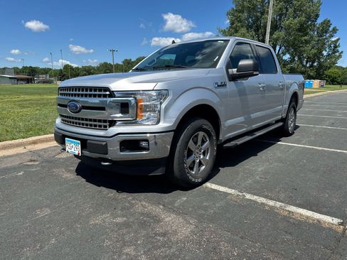 Used 2019 Ford F150 XLT w/ Equipment Group 302A Luxury AWD/4WD image 3