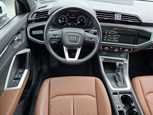 Certified 2023 Audi Q3 2.0T Premium w/ Convenience Package AWD/4WD image 12
