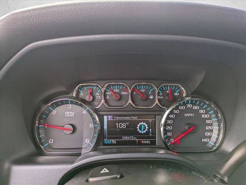 Used 2018 Chevrolet Silverado 1500 LT w/ All Star Edition image 10