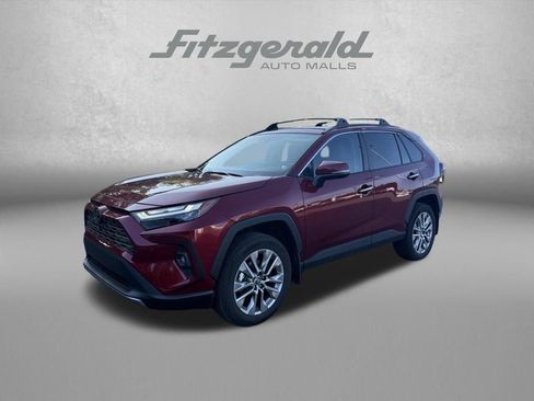 Used 2024 Toyota RAV4 Limited w/ Advanced Technology Package AWD/4WD image 3