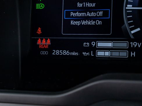 Used 2024 Toyota Tundra Limited AWD/4WD image 20