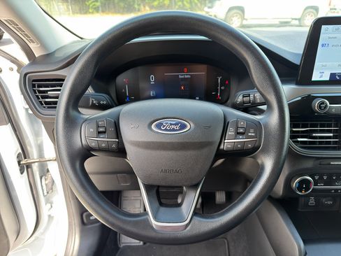 Used 2025 Ford Escape Active FWD image 12