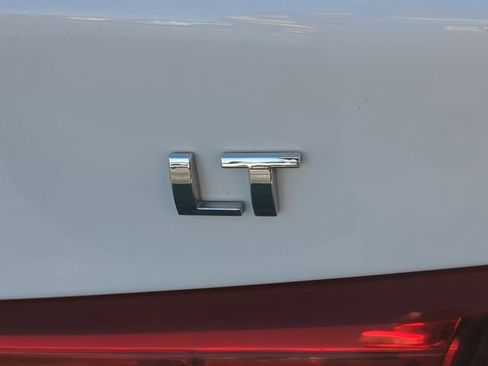 Used 2024 Chevrolet Malibu LT image 13