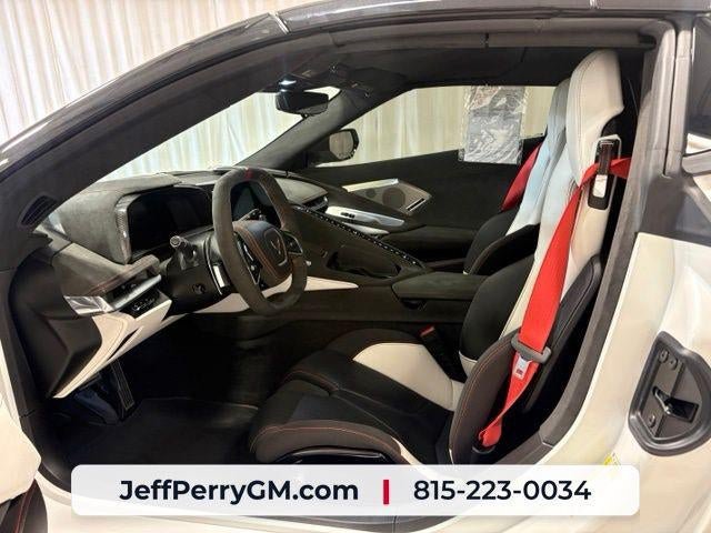 Used 2023 Chevrolet Corvette Stingray Premium Conv w/ Z51 Performance Package RWD image 14