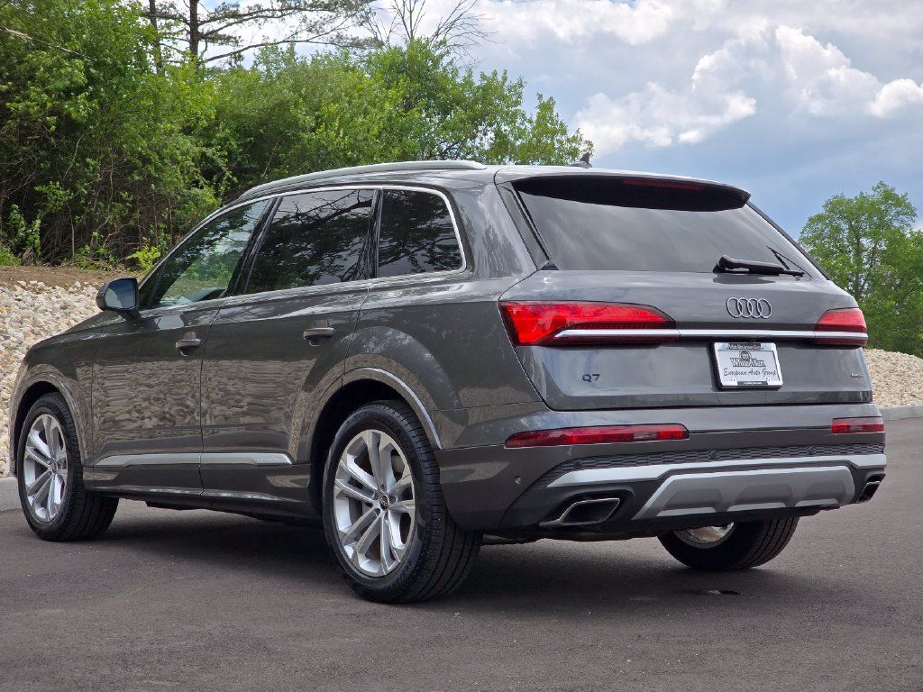 Used 2026 Audi Q7 3.0T Premium Plus w/ Premium Plus Package AWD/4WD image 25