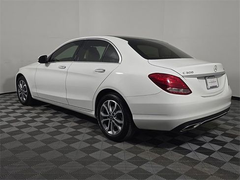 Used 2018 Mercedes-Benz C 300 4MATIC Sedan image 3