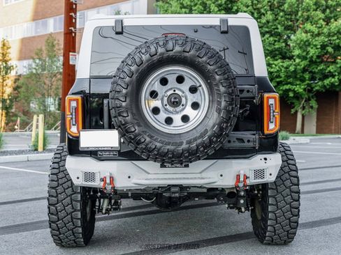 Used 2024 Ford Bronco Wildtrak AWD/4WD image 7
