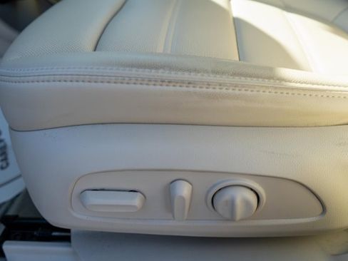 Used 2022 GMC Acadia Denali w/ Trailering Package image 21