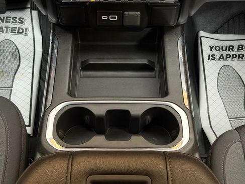 Used 2022 Chevrolet Silverado 1500 RST AWD/4WD image 24