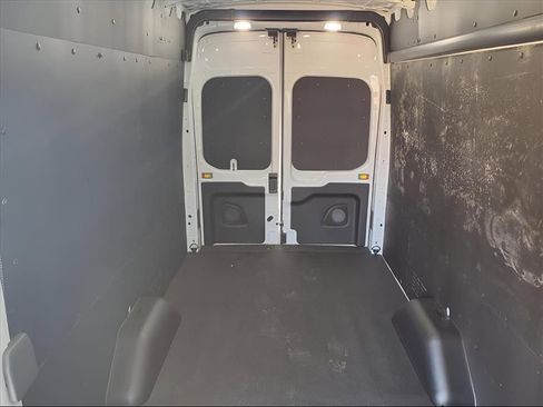 Used 2023 Ford E-Transit 148 High Roof Extended w/ Load Area Protection Package image 23