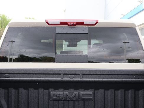New 2026 GMC Sierra 3500 AT4 w/ AT4 Premium Plus Package AWD/4WD image 40