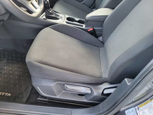 Used 2021 Volkswagen Jetta S FWD image 17