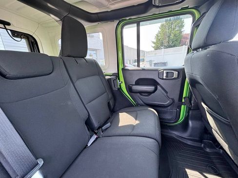 Certified 2018 Jeep Wrangler Unlimited Sport S AWD/4WD image 22