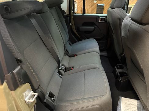 New 2025 Jeep Gladiator Willys image 22