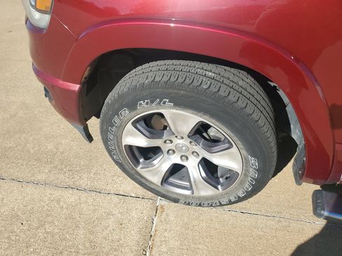 Used 2021 RAM 1500 Laramie image 39