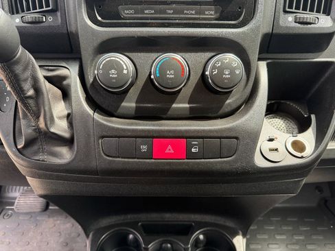 Used 2020 RAM ProMaster 3500 FWD image 14