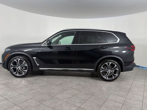 Certified 2026 BMW X5 xDrive40i AWD/4WD image 2