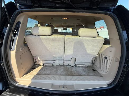 Used 2012 GMC Yukon SLT w/ SLT-2 Equipment Package AWD/4WD image 7